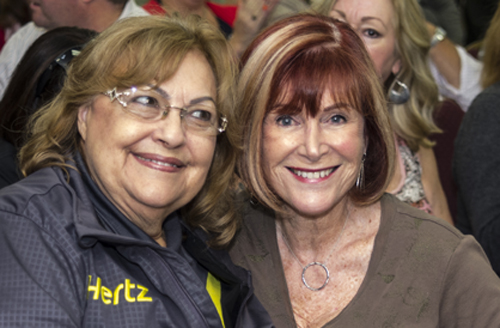 (L-R) Hertz Steward Sylvia Shepard and 50-year Avis Member Renee Cohen.